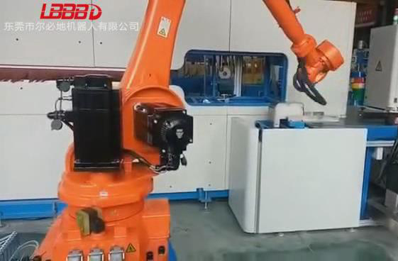 電纜線上下料搬運(yùn)機(jī)器人應(yīng)用案例視頻